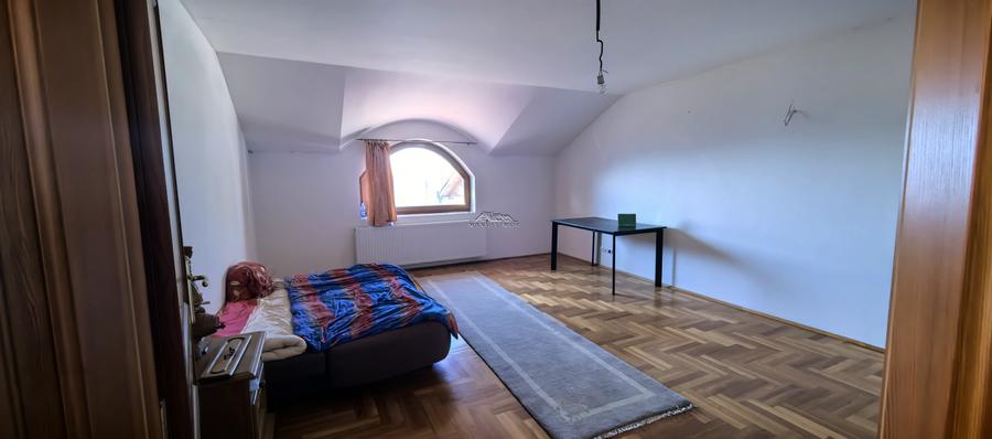 Vila/Pensiune 620mp  , teren generos 3862mp , priveliste de top , neopturata - 22