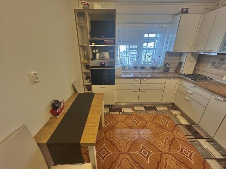 148000- 3 camere renovat- Sun Plaza-metrou- 70mp- 2bai- bloc 1982 reab - 5