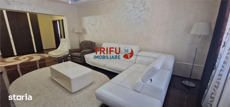 Apartament cu 4 camere decomandat în Cetate