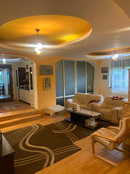 Snagov  Vila de Prestigiu   mobilat utilat cu   mutare imediata (+8camere -5bai) - 6