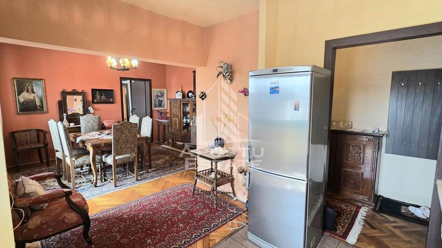 Apartament cu 3 camere, centrala proprie, zona Dacia - 8