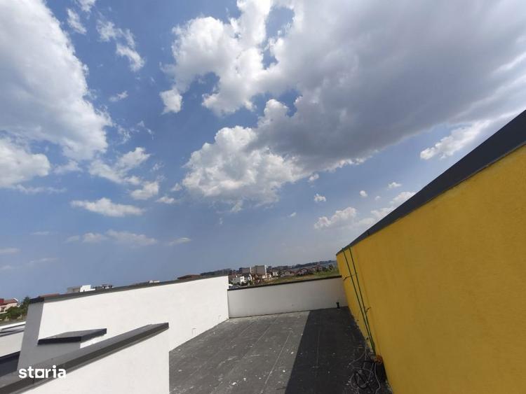 Vila moderna de vanzare strada M16 Mamaia Sat - 10