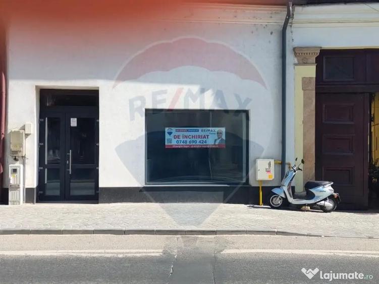 De inchiriat Spa?iu Comercial in Baia Sprie - 1