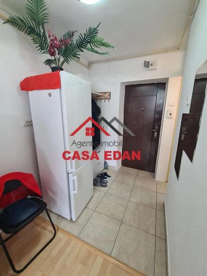 Garsoniera in Campina et 1--28.000e - 2