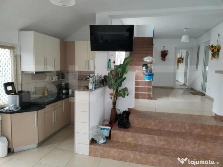 Casa individuala 240 mp, 420 mp teren, Targovi?te - 14