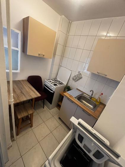 COMISION 0% CUMPARATOR! Garsoniera de vanzare in zona Titan-Piata Minis - 4