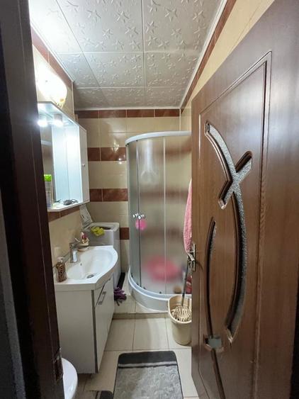 Inchiriez garsoniera - 8