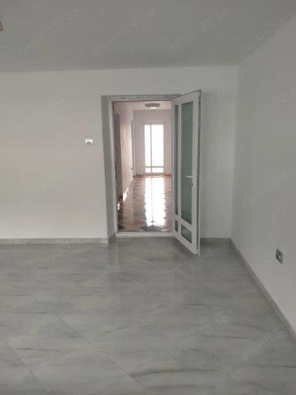 Vand case + anexe si gradina 1355 mp - 6