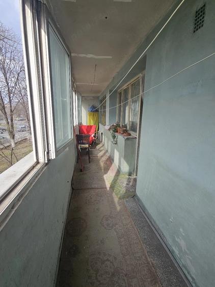 Apartament cu 2 camere semidecomandat în Titan