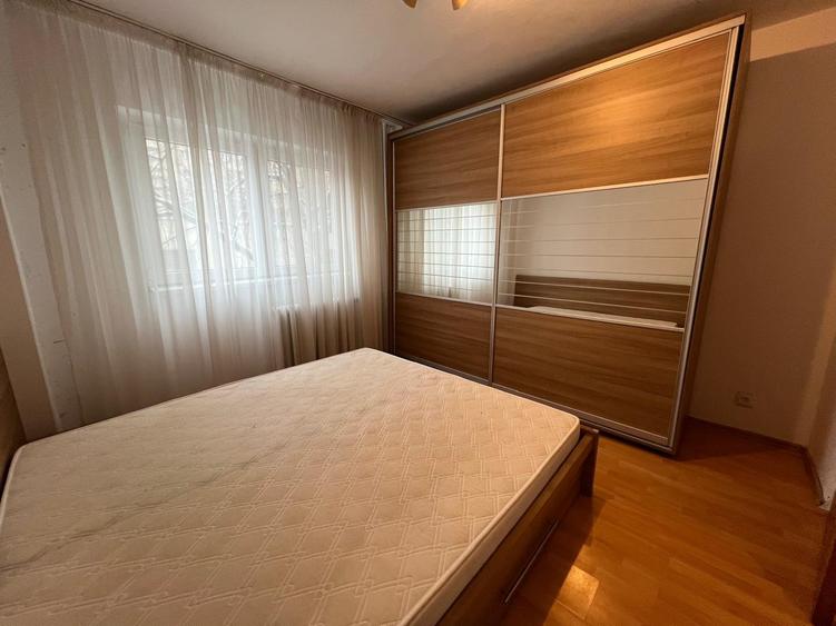 450Euro, Bd Basarabia-Chisinau, decomandat, mobilat - 1