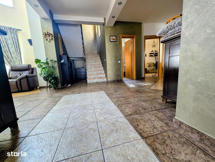 Vila superba 2003,300mpu,6 cam,teren 400mp,colt,renovata,mediteranean - 12