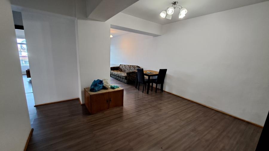 APARTAMENT 3 CAMERE - SUPRAFATA GENEROASA - 21