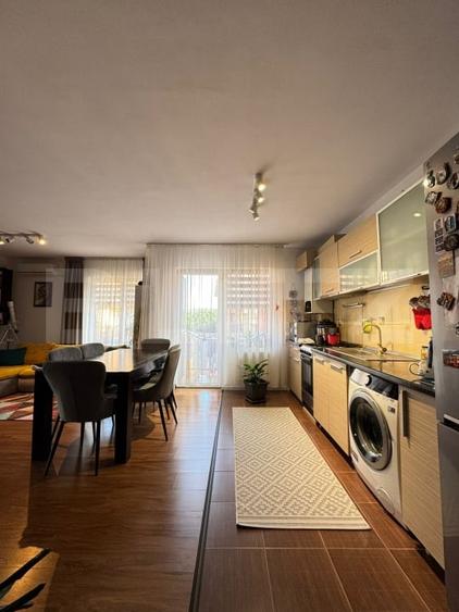 Apartament 3 camere, 64mp, decomandat, etaj 1,  2 parcari, Terra - 2