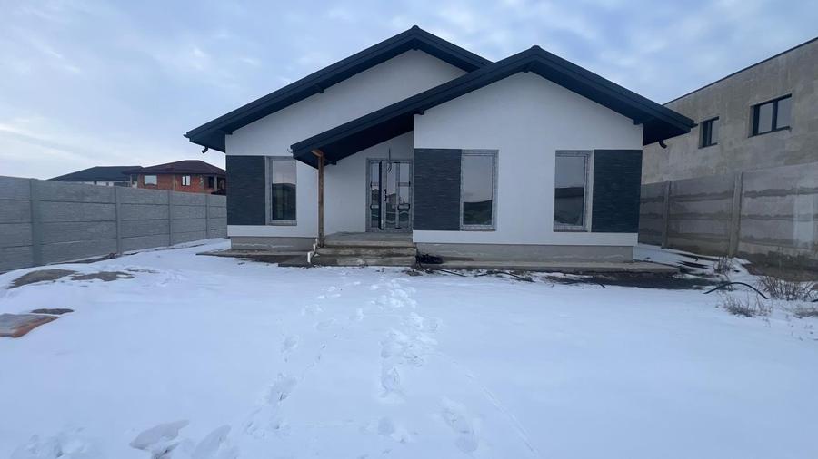 Casă nouă pe parter, 3 dormitoare, bucătărie închisă 17 mp – Domnești - 1