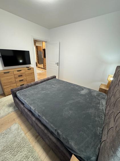 2 Camere Zina Km5- Veterani Complex South Side  Loc Parcare Totul Nou - 12