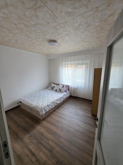 VAND sau INCHIRIEZ Apartament cu 2 Camere Decomandat Zona Ultra Centrala Langa Peco Mol - 5