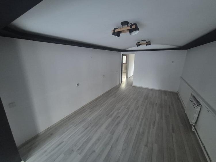 Spatiu Comercial zona Alexandru cel Bun - 9