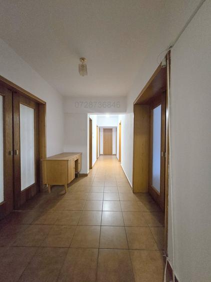 Metrou Piata Unirii -Bulevardul Coposu, 5 camere, 117 mp, bloc 1990 - 11