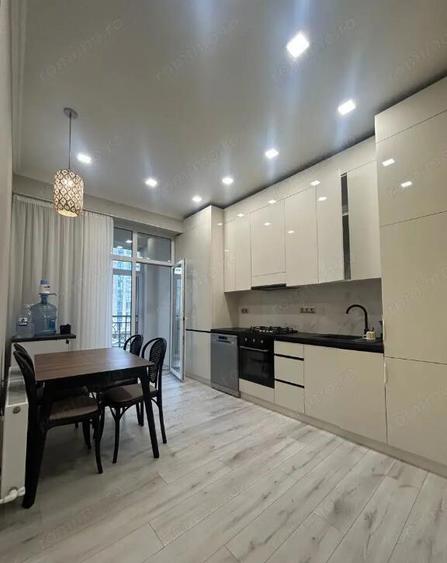 2 camere in zona Dristor, - 3