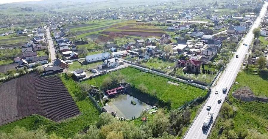 Teren Ilisesti cu Iaz 5174 mp/ Strada Principala - 1