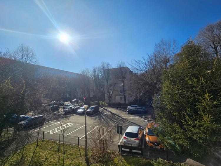 Berceni - Inchiriere apartament  luminos, cu parcare – într-o zonă  liniștită! - 18