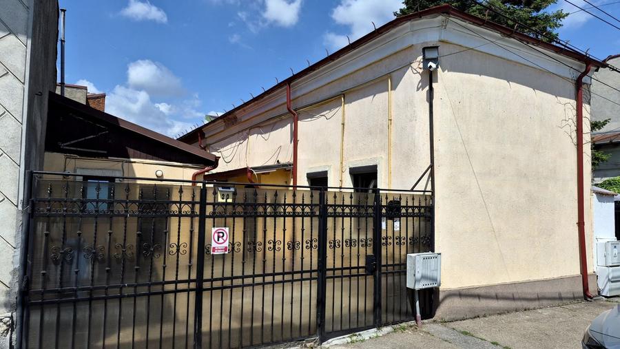 Casa Parter 43,40 mp + bucatarie anexa 13,40 mp - Parcul Carol - 1