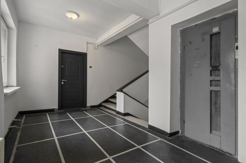 Apartament 3 camere Pta Romana, vedere spre parcul din spate, spatios decomandat - 18