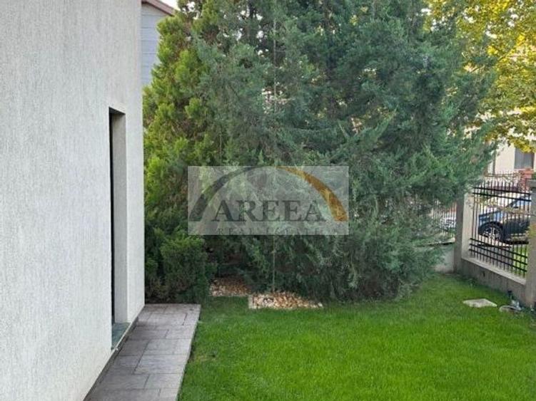 Vila lux de vanzare in cel mai dorit complex din Erou Iancu Nicolae-locatie rara - 43