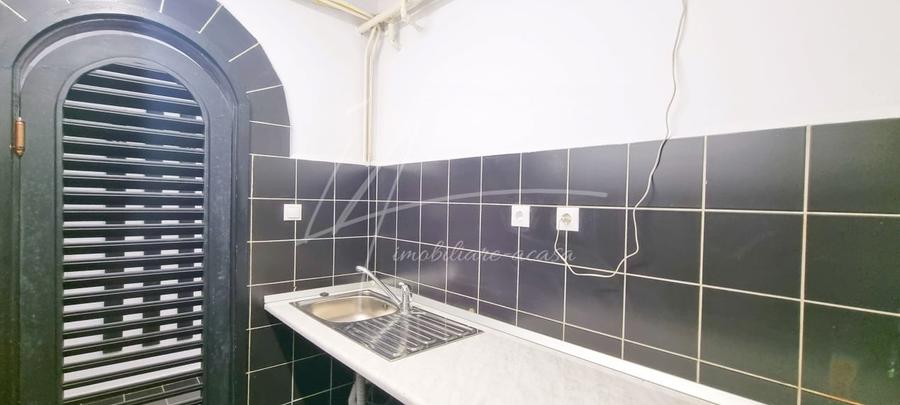 Apartament la demisol cu 4 camere in Cotroceni Parcul Izvor Palat. Parlamentului - 13