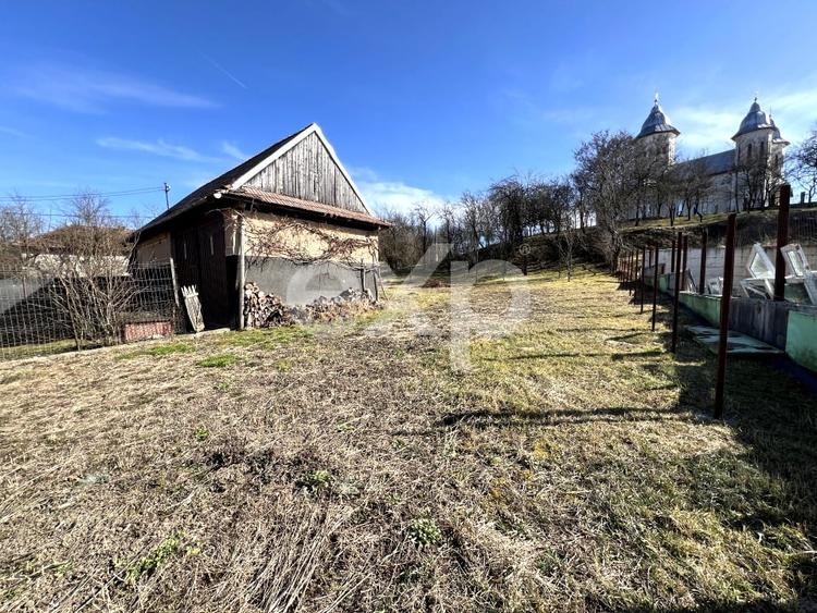 Casă + anexe gospodărești - 1400 mp teren - 0% COMISION - 6