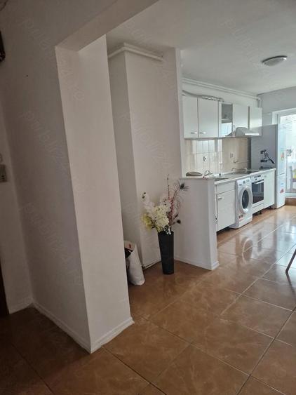 Dau in chirie apartament cu 3 camere - 5