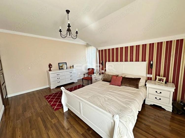 Vila eleganta cu 5 camere de vanzare in zona Nufarul Oradea - 20