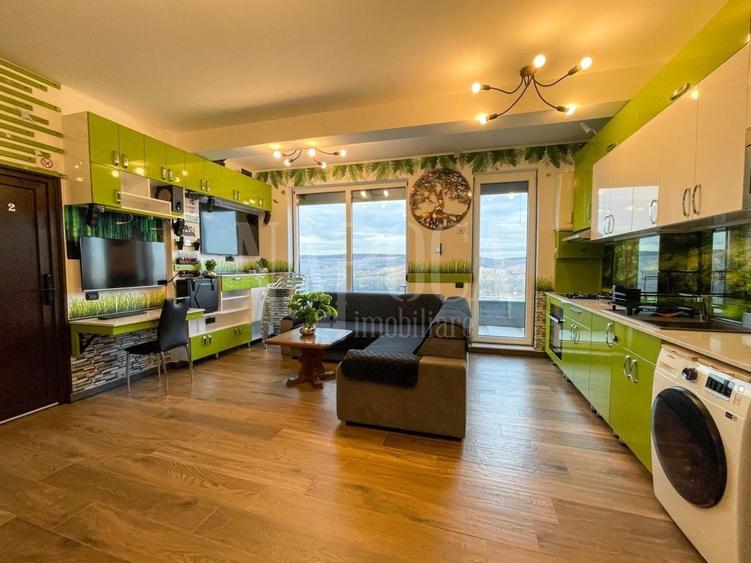 Apartament 3 camere de vanzare in Floresti - 2