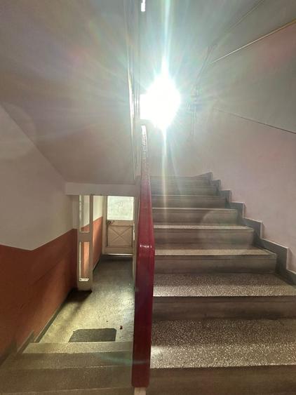 Garsoniera Dristor 33 Mp Parter Bloc 1982 Centrala Proprie 12 Min Metrou - 11