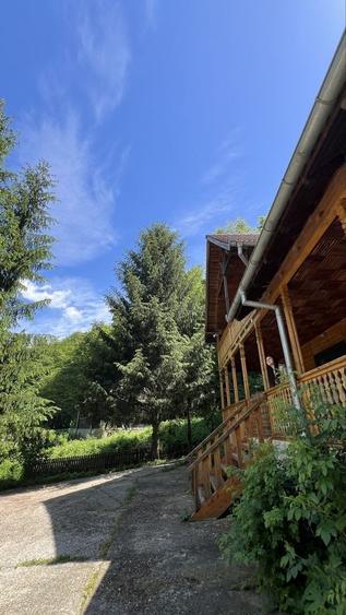 Cabana retrasa cu ciubar la munte Varlaam Buzau 6 camere 4 bai 300mp 1800mp teren renovata integral - 5