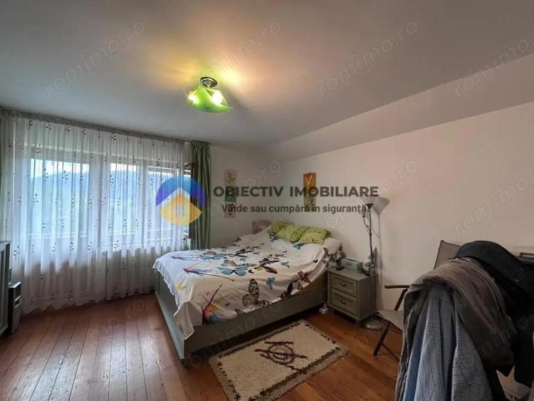 Casa cu priveli?te panoramica spre lac ?i munte Alexandru cel Bun - 6