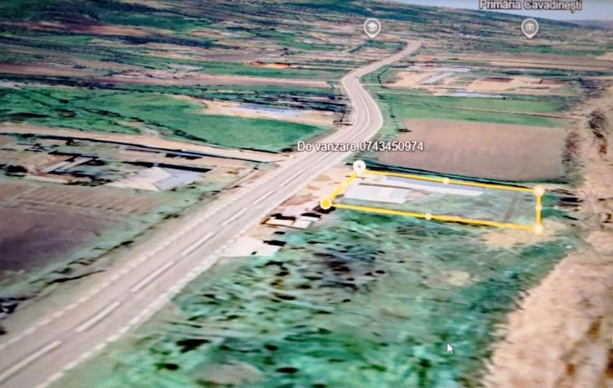 Teren de vanzare cu constructii. Oportunitate deosebita. - 1