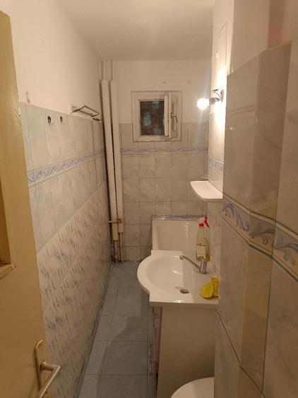 Vand apartament cu 2 camere vis-a-vis de Spitalul Jude?ean - 4