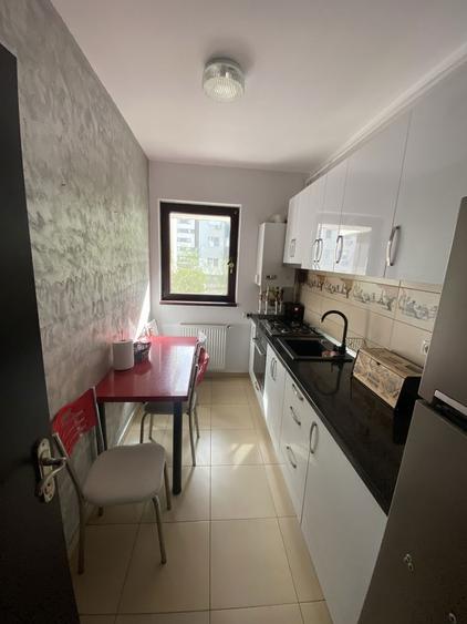 Vanzare apartament 3 camere+ Boxa - 9