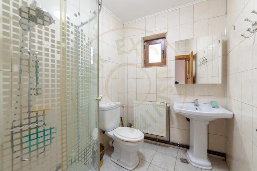 Casa cu 5 camere -  Pitesti - Comision 0 - 8