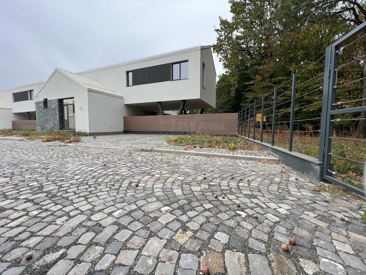 Vilă individuală P+1 de vânzare – Laguna Village III, Corbeanca - 2