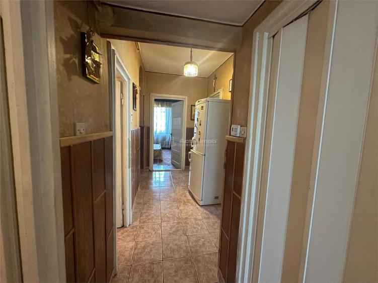 Apartament cu 3 camere decomandat în Luncă