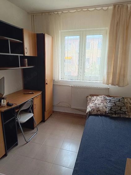 Garsonieră decomandată în Iosefin