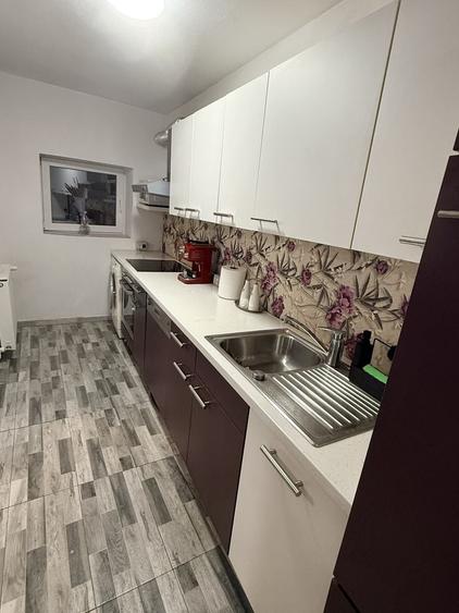 Casă cu 3 camere în Central