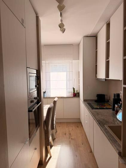 Apartament cu 2 camere semidecomandat, mobilat în Floreasca