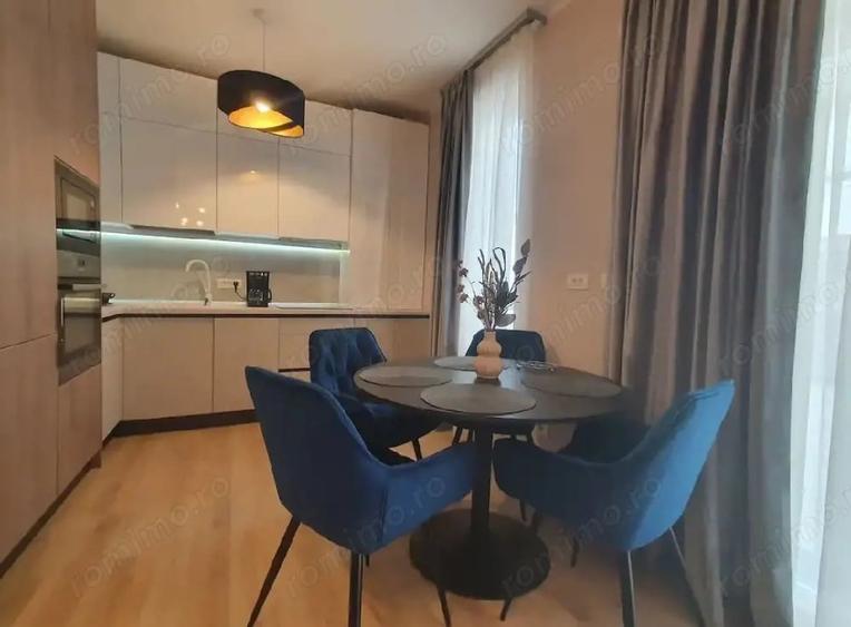 Apartament cu 3 camere decomandat în Calea Urseni