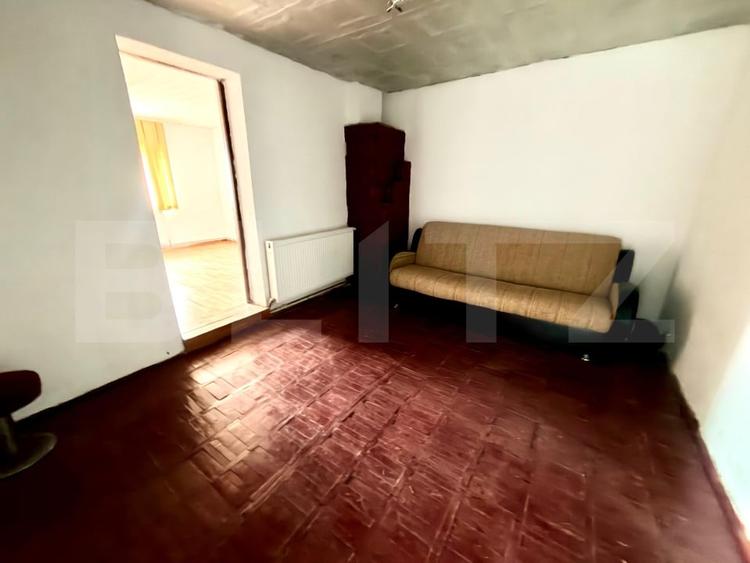 Casă individuală cu 4 camere cu Canalizare în Cugir