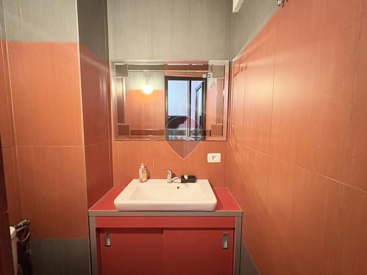 Apartament cu 3 camere decomandat, mobilat în Micălaca