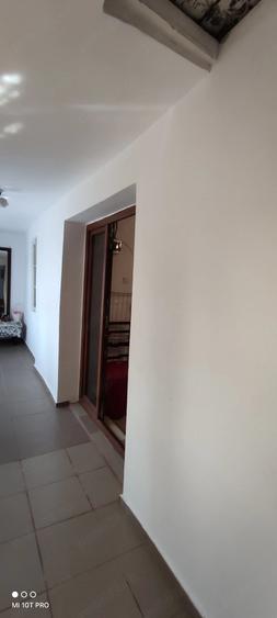 Casă cu 4 camere cu Teren 700 Mp în Fundeni
