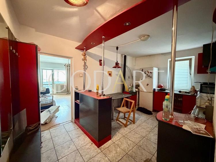Apartament cu 3 camere decomandat în Militari
